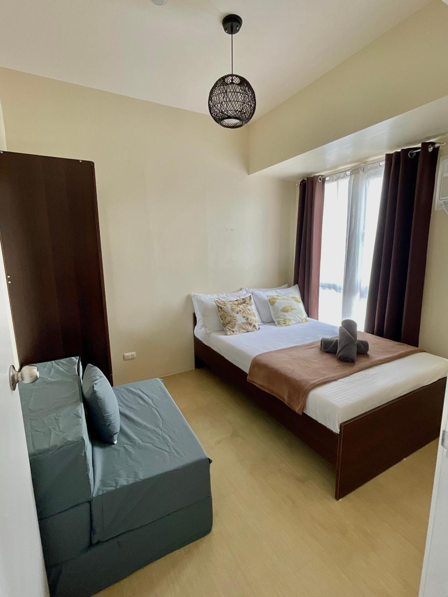 2-Bedroom Condo Unit With Balcony At Centrio Tower Beside Ayala Centrio Mall Downtown Cdo Cagayan de Oro Exteriör bild