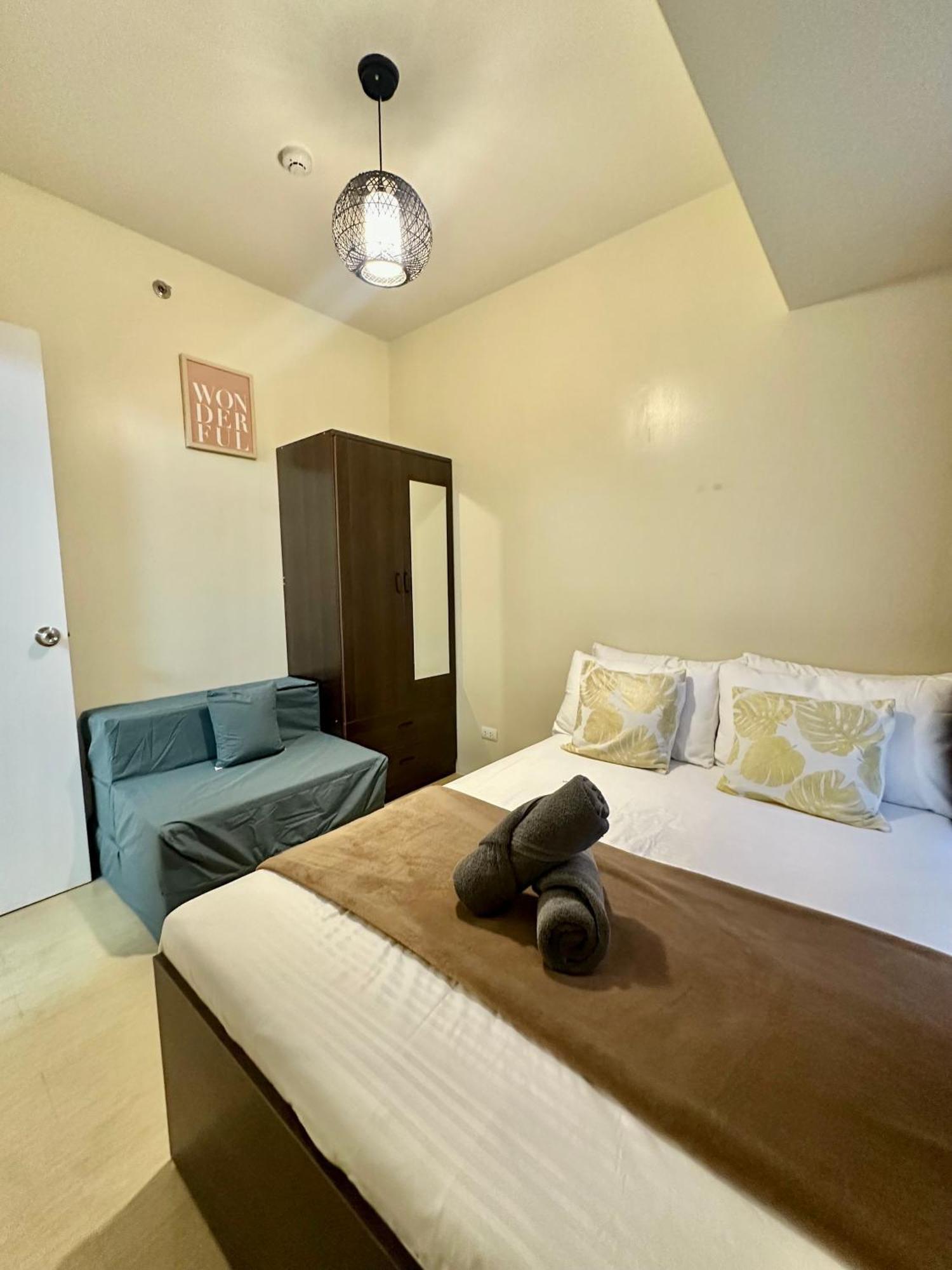2-Bedroom Condo Unit With Balcony At Centrio Tower Beside Ayala Centrio Mall Downtown Cdo Cagayan de Oro Exteriör bild