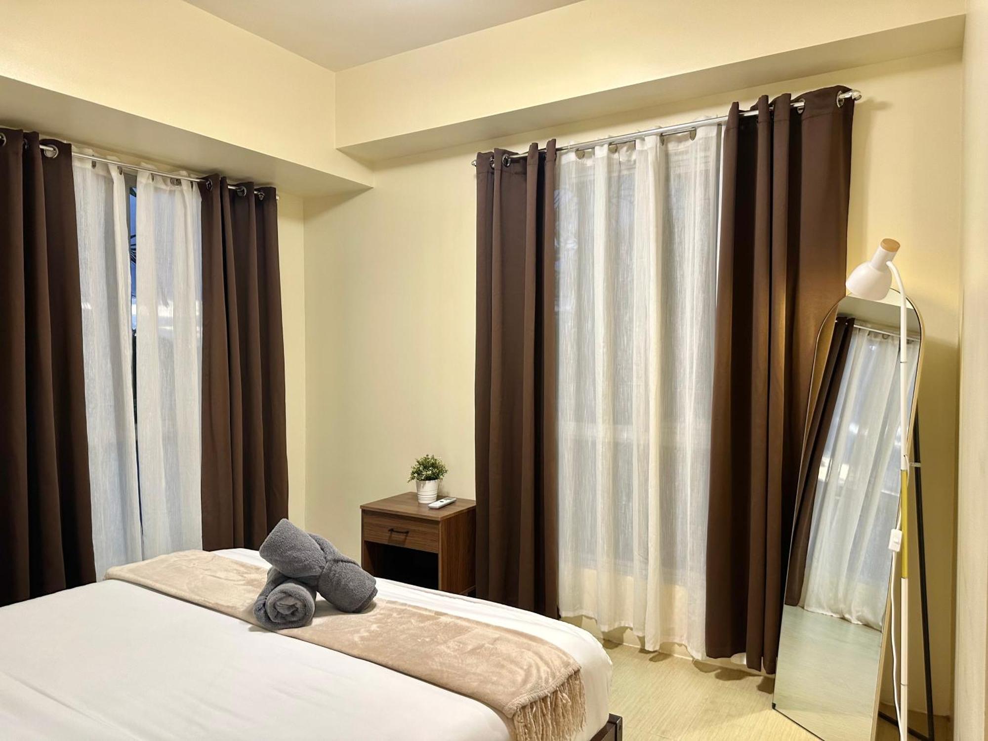 2-Bedroom Condo Unit With Balcony At Centrio Tower Beside Ayala Centrio Mall Downtown Cdo Cagayan de Oro Exteriör bild