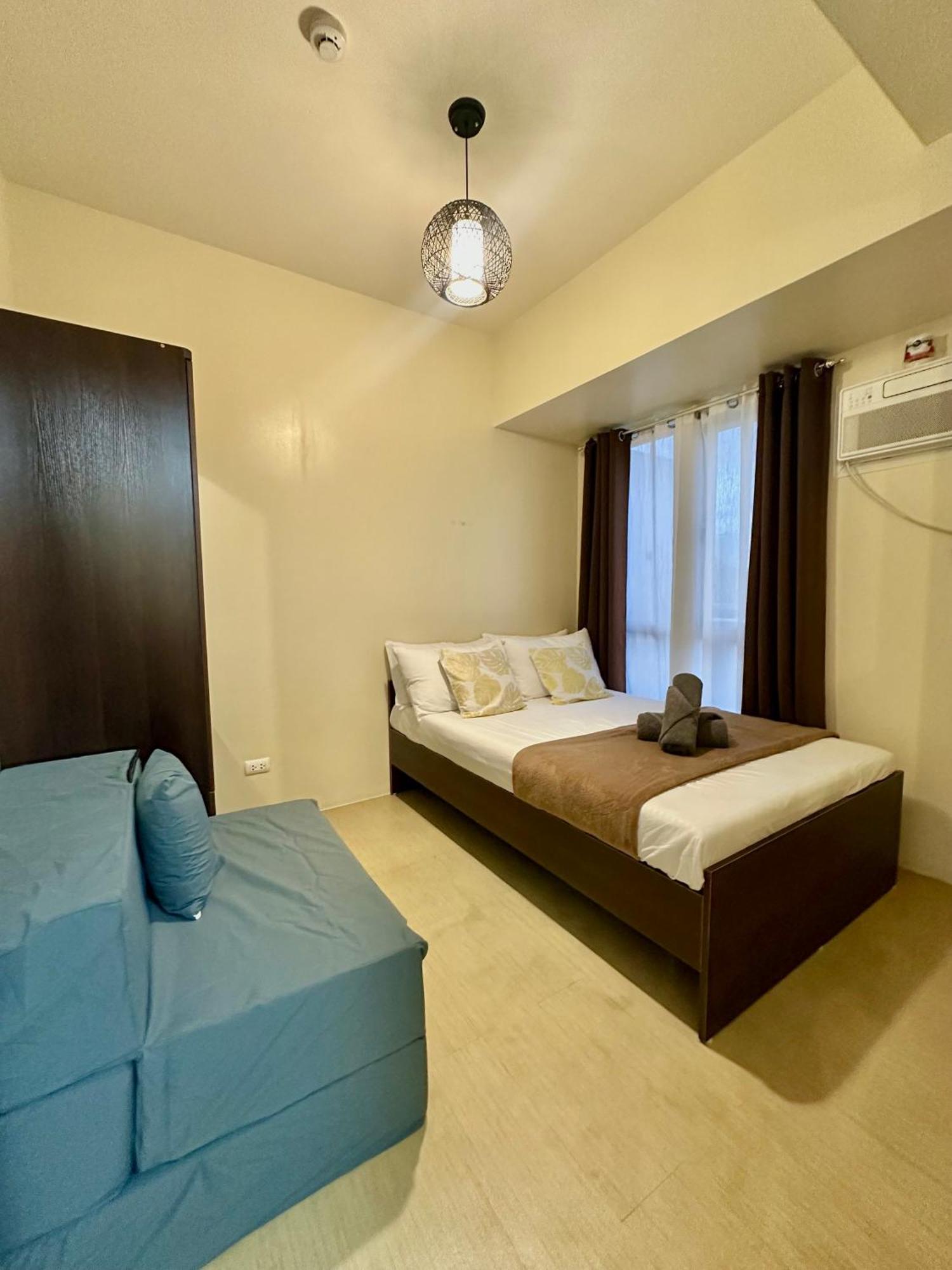 2-Bedroom Condo Unit With Balcony At Centrio Tower Beside Ayala Centrio Mall Downtown Cdo Cagayan de Oro Exteriör bild