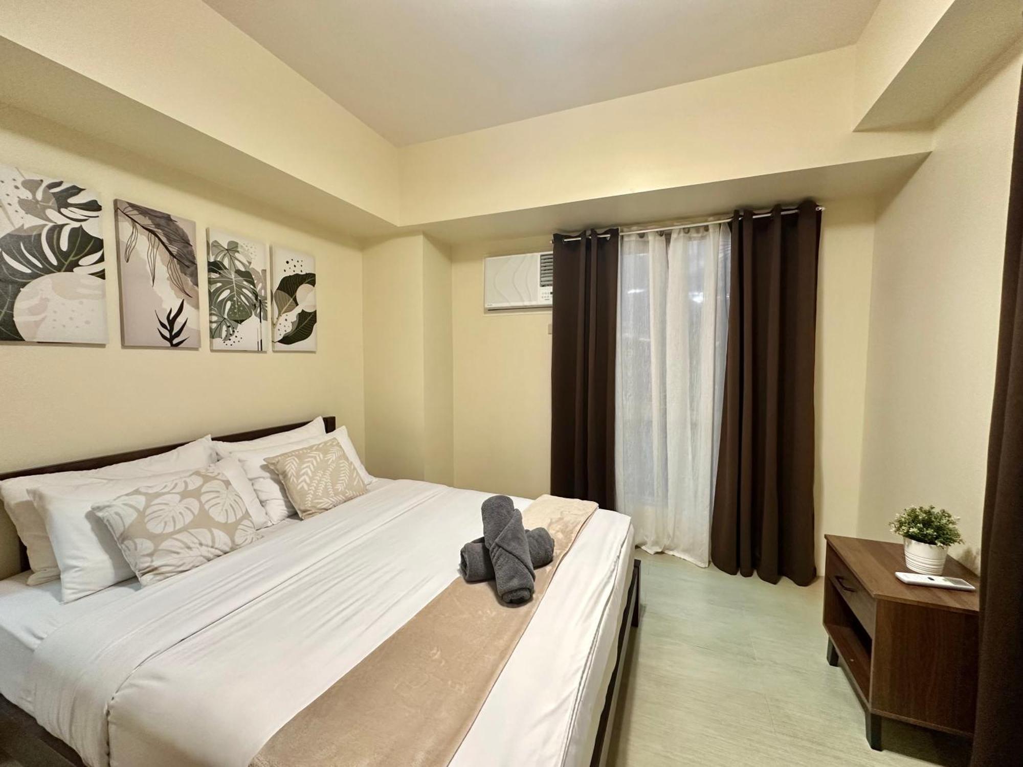 2-Bedroom Condo Unit With Balcony At Centrio Tower Beside Ayala Centrio Mall Downtown Cdo Cagayan de Oro Exteriör bild